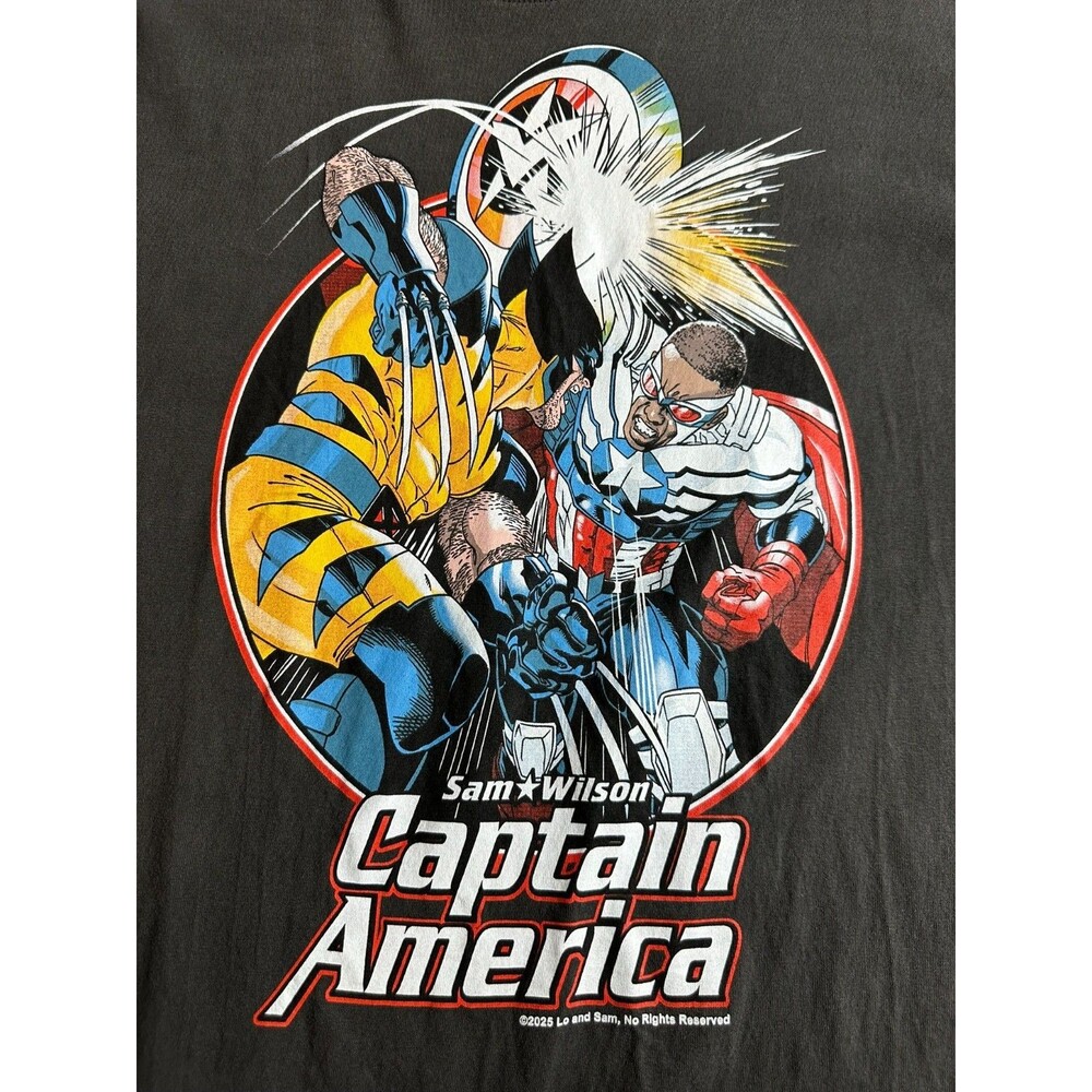 Captain America vs. Wolverine T-Shirt L Sam Wilson Marvel Whitegold Industries
